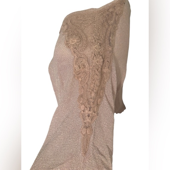 ROSE COLORED SWEATER WITH SHOULDER LACE INSET - Picture 2 of 5